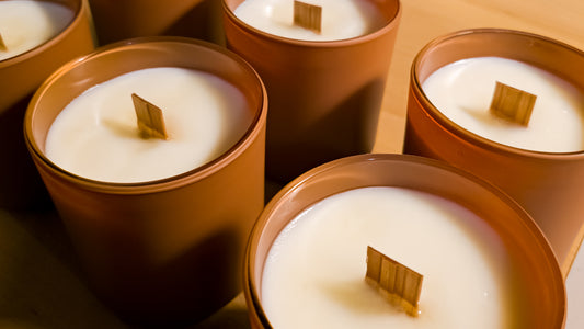 How to light a wooden wick candle?